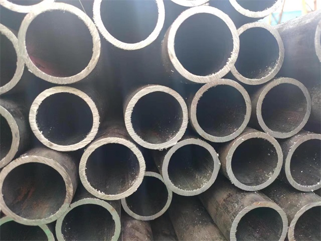 毕节10#结构用无缝钢管
